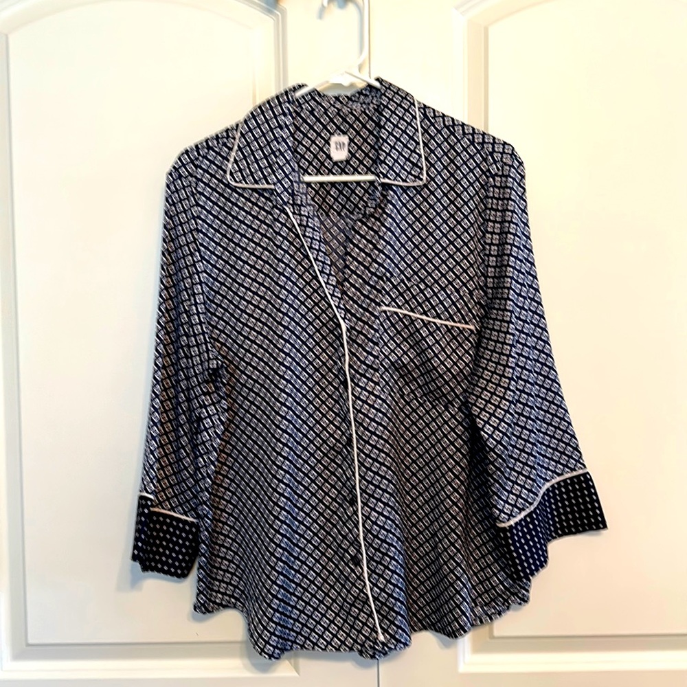 GAP Silky Pajama Style Button Down - Sz L